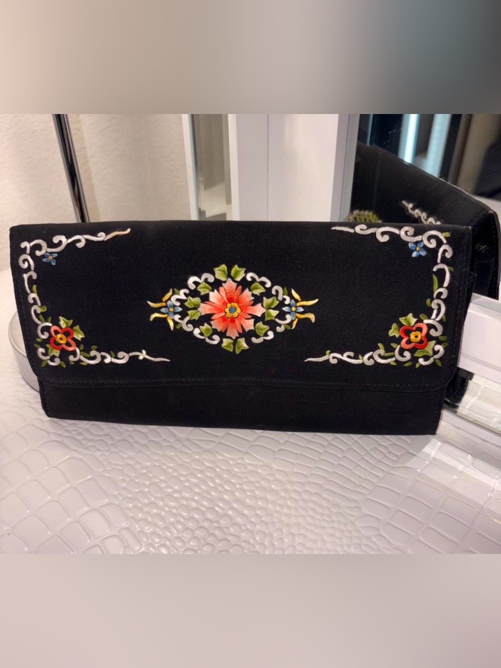 Black Embroidered Floral Clutch - Elegant Evening Bag